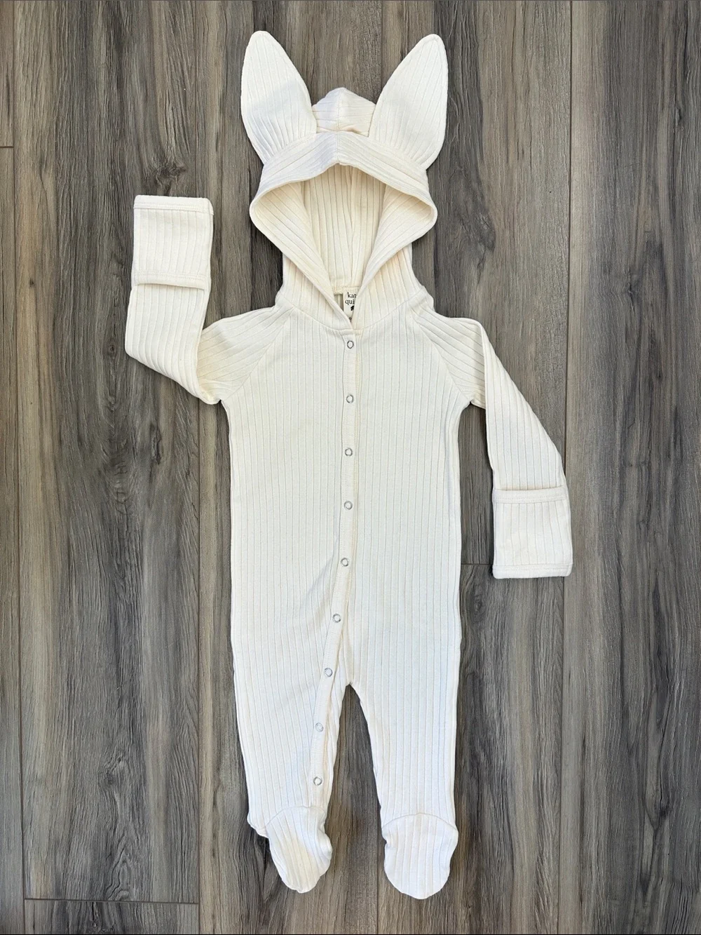 KATE QUINN 6-9m BUNNY Cream/White Ribbed Snap-Front Hooded & Footie Bodysuit